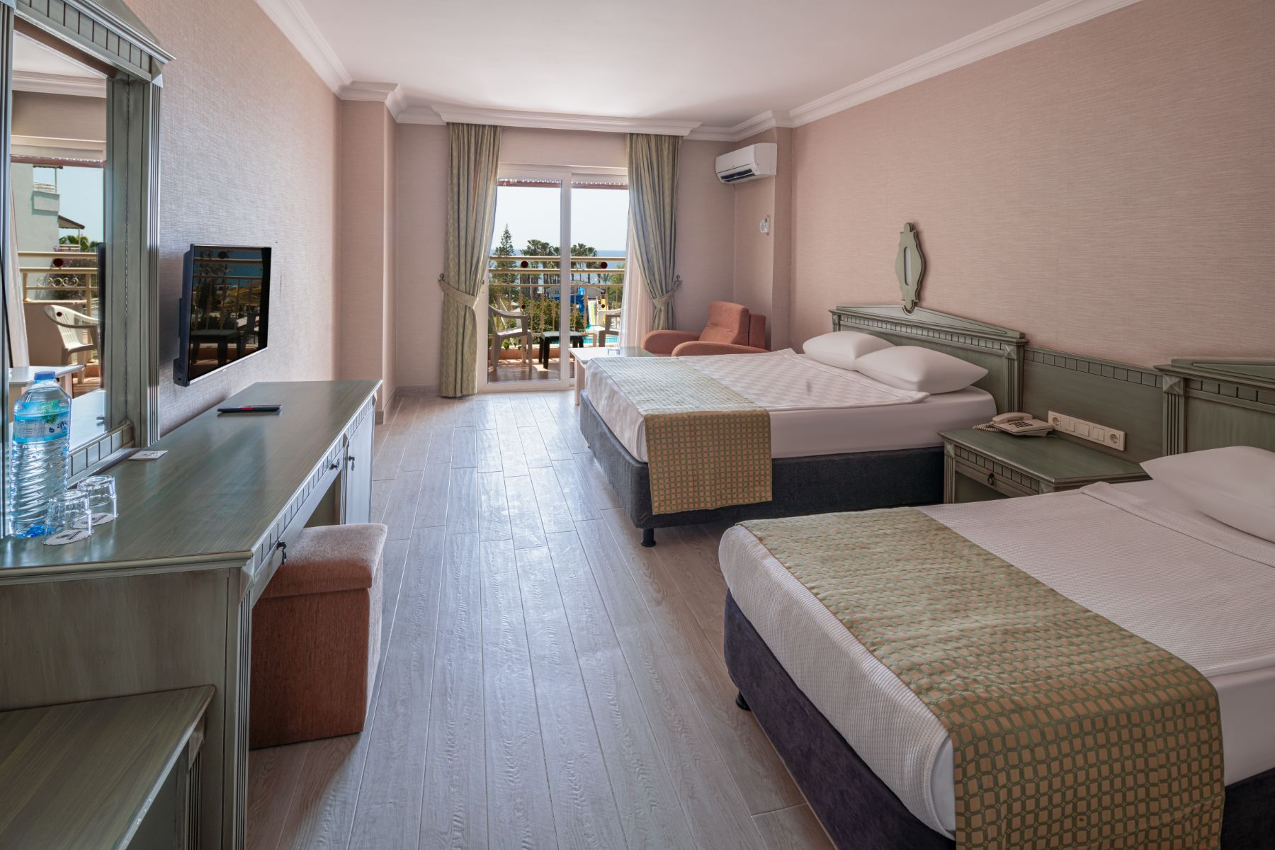 Standard Sea View Room